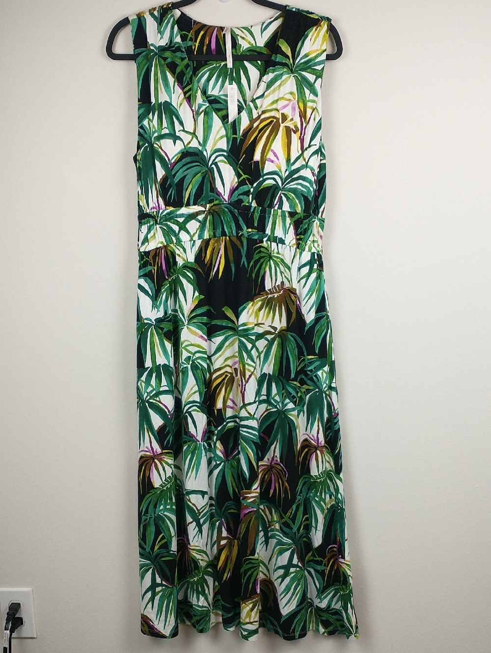 NEW Soma Soft Jersey Shirred Waist Bra Maxi Dress Large Tropical Leaf V Neck
